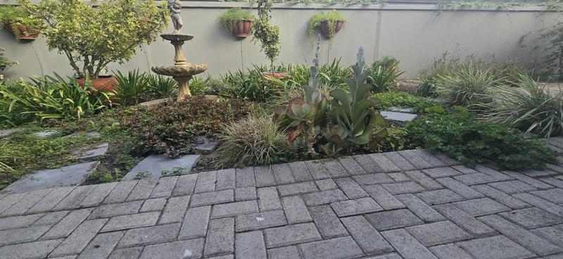 5 Bedroom Property for Sale in Hersham Western Cape